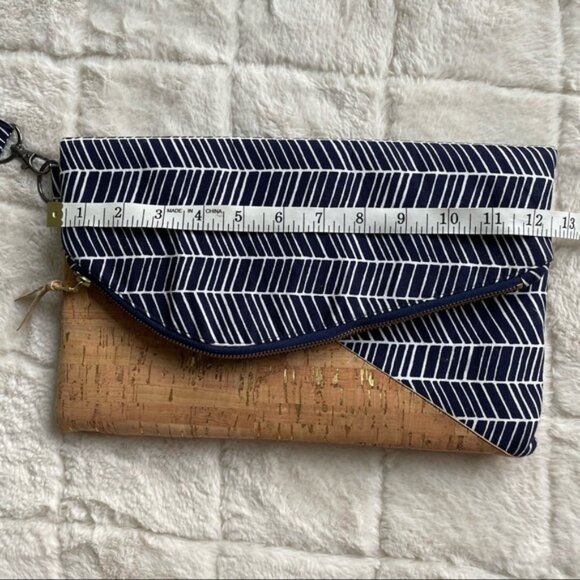 Cartera Designs | Navy Chevron & Goil Foil Cork Leather | Tainted Love Clutch - Picture 4 of 11